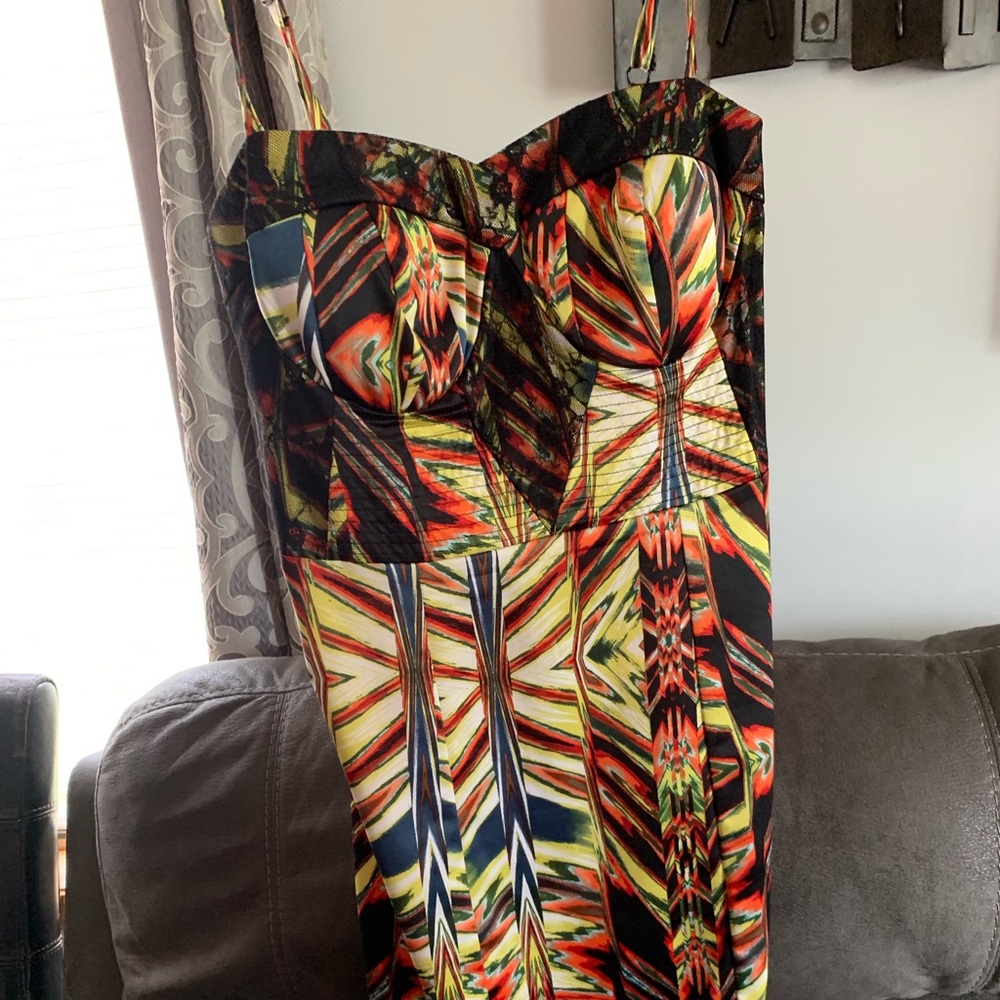 Graphic print silky dress